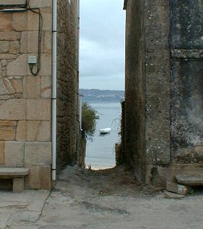 Buildings outside Muros